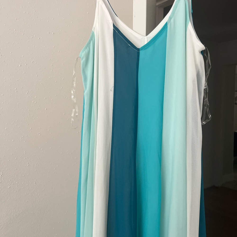 Maxi Dress - Picture 3 of 7